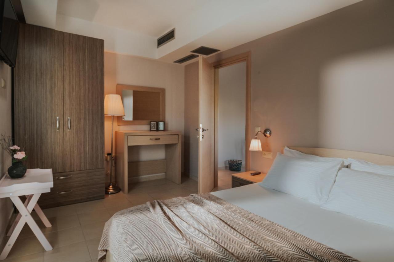 Kanali Homes Buitenkant foto
