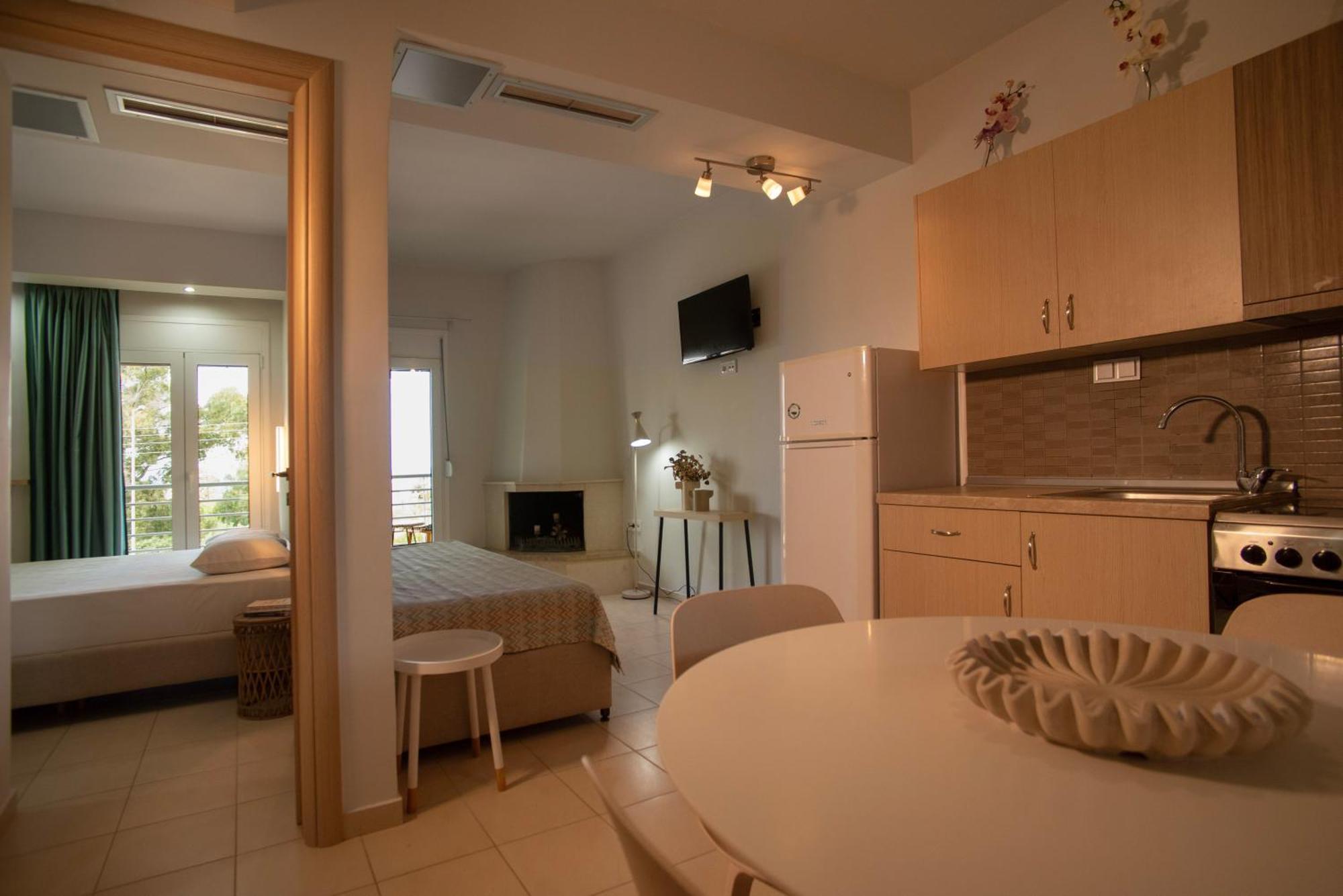 Kanali Homes Buitenkant foto